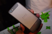 「轉貼」強調四大功能的 hTC One X 與 One V ,四月初正式在台販售 - 電腦王阿達 「轉貼」強調四大功能的 hTC One X 與 One V ,四月初正式在台販售 - 電腦王阿達