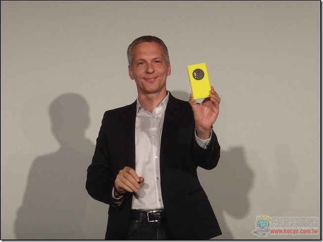 Nokia Lumia 1020-02 Nokia Lumia 1020-02