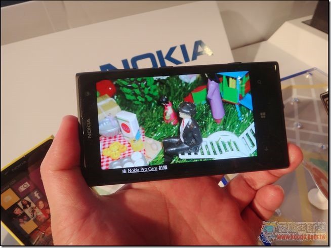 Nokia Lumia 1020-27 Nokia Lumia 1020-27