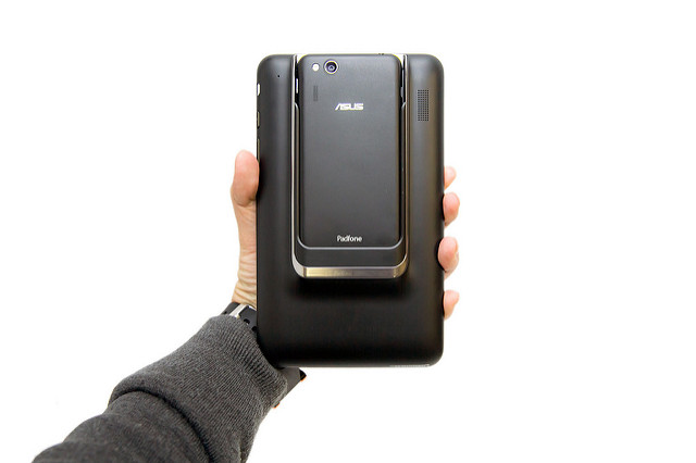 迷你變形金剛 - ASUS PadFone mini 4.3 + 7 平板基座 - 電腦王阿達 3N4C7762