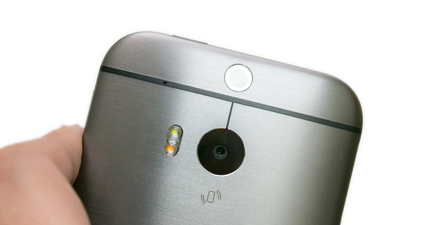 來說明一下 HTC ONE (M8) 雙色溫閃 (補) 光燈 - 電腦王阿達 13469965073_a3f136164c_o