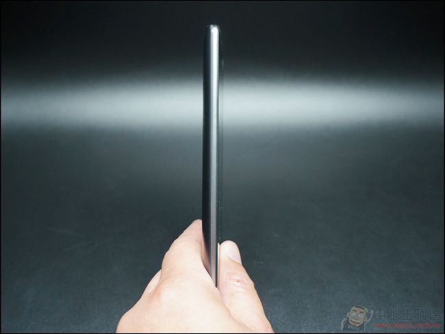 LG G3 開箱評測 - 具備雷射對焦、無線充電、QHD螢幕的旗艦機 - 電腦王阿達 DSC00847