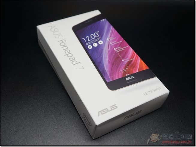 ASUS Fonepad unbox01 ASUS Fonepad unbox01