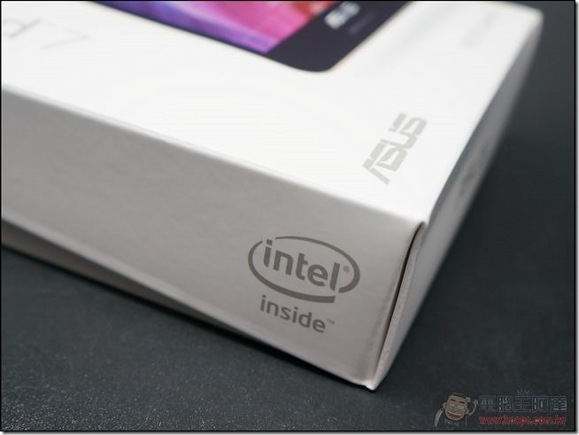 ASUS Fonepad unbox03 ASUS Fonepad unbox03