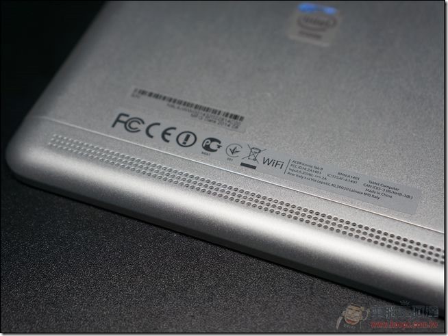 Acer Iconia Tab8 unbox19