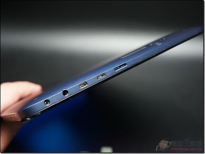 ASUS_T200_16 ASUS_T200_16