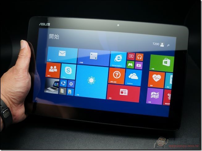 ASUS_T200_17 ASUS_T200_17