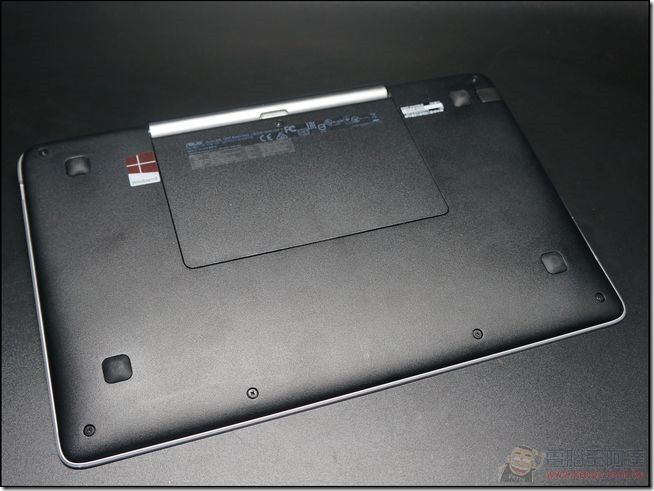 ASUS_T200_23 ASUS_T200_23