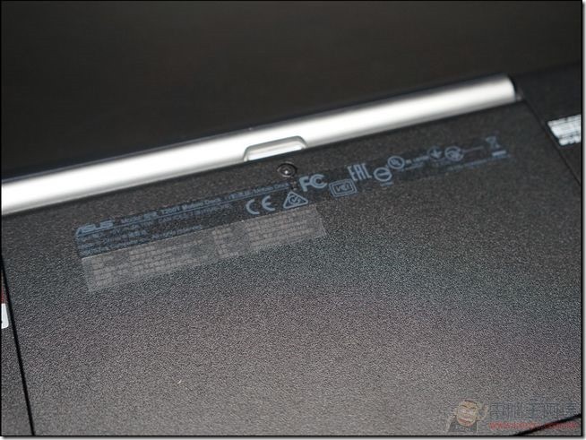 ASUS_T200_24 ASUS_T200_24