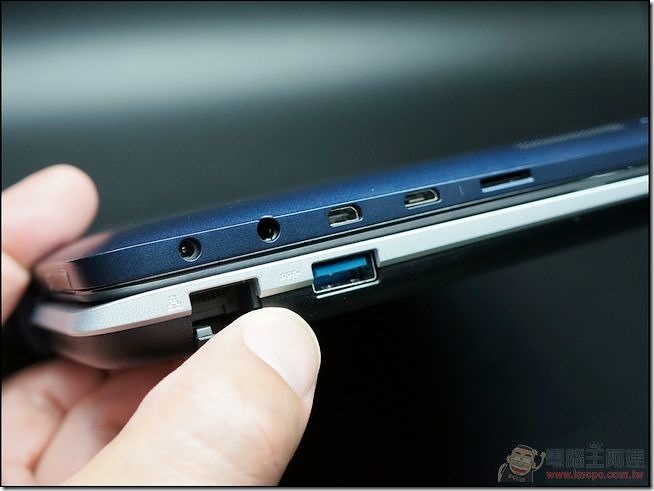 ASUS_T200_36 ASUS_T200_36