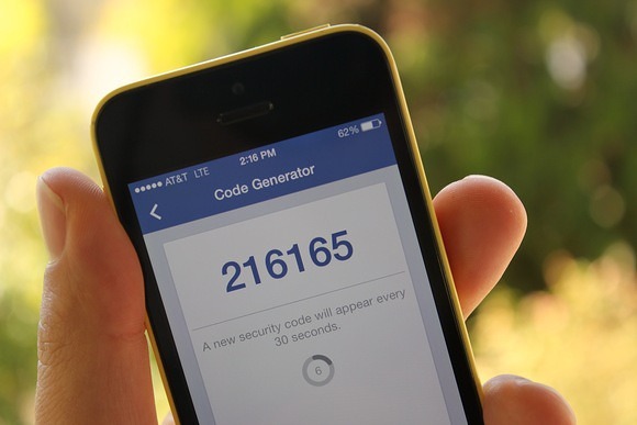 【必學】開啟 Facebook 兩步驟驗證 - 減少帳號遭盜用可能,保障帳號安全! - 電腦王阿達 fb_security_code-100058831-large