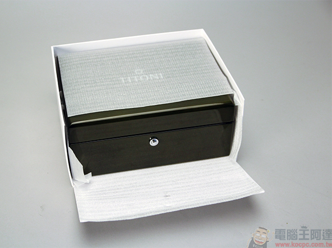 最能輕鬆容易入手的高檔瑞士機械錶:TITONI梅花錶大師系列 - 電腦王阿達 03