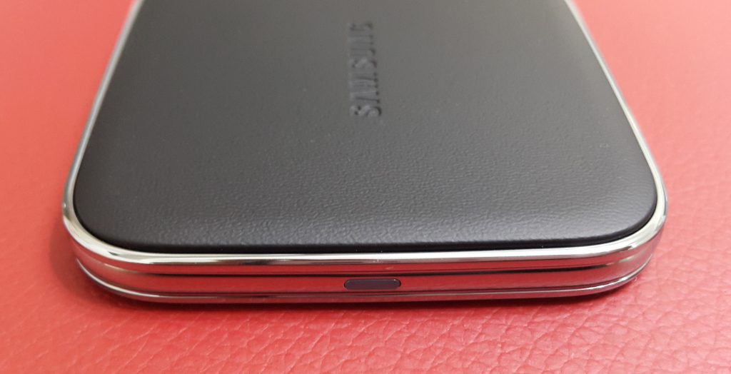 Samsung 無線充電普遍化,現在就跟傳輸線說掰掰! - 電腦王阿達 009