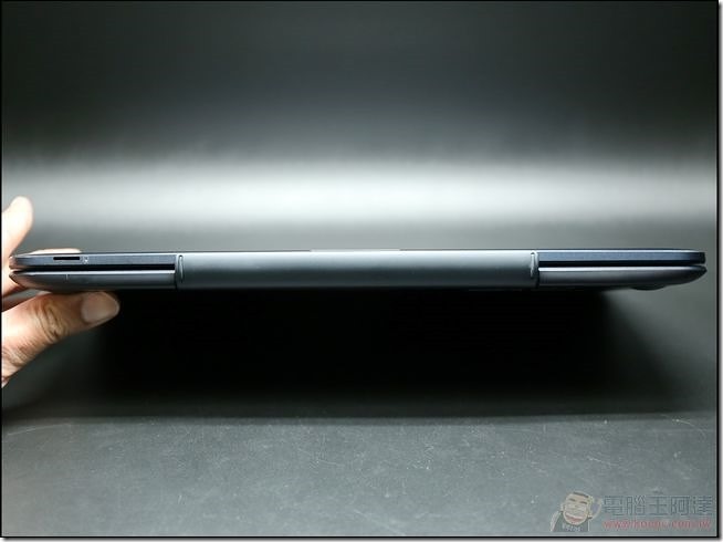 ASUS-T300-CHI-UNBOX-19 ASUS-T300-CHI-UNBOX-19