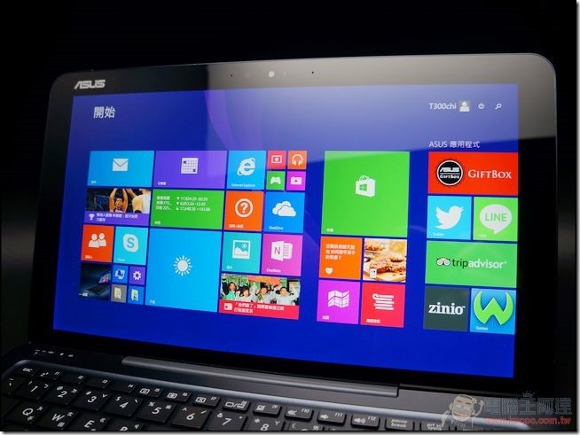 ASUS-T300-CHI-UNBOX-22 ASUS-T300-CHI-UNBOX-22