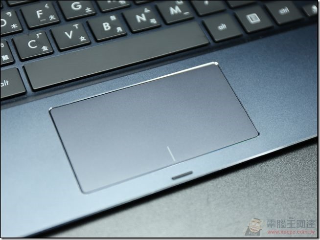ASUS-T300-CHI-UNBOX-26 ASUS-T300-CHI-UNBOX-26
