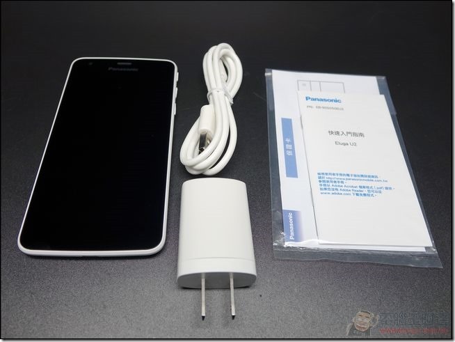 ELUGA-U2開箱-05 ELUGA-U2開箱-05