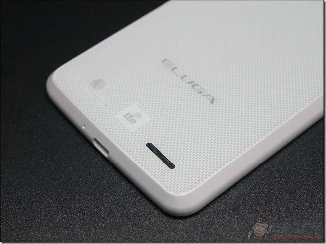 ELUGA-U2開箱-12 ELUGA-U2開箱-12