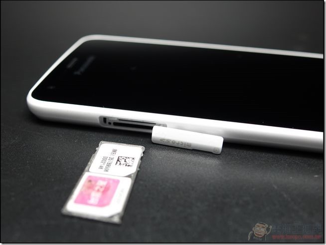 ELUGA-U2開箱-18 ELUGA-U2開箱-18