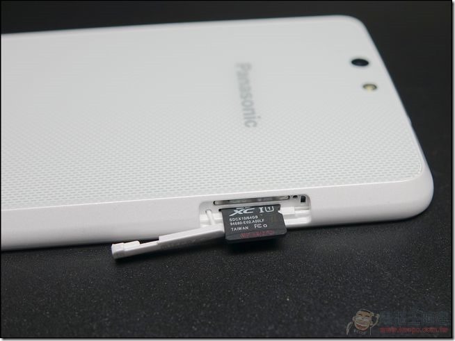 ELUGA-U2開箱-19 ELUGA-U2開箱-19