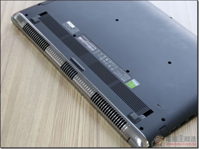 Aspire-V17-NITRO (26) Aspire-V17-NITRO (26)