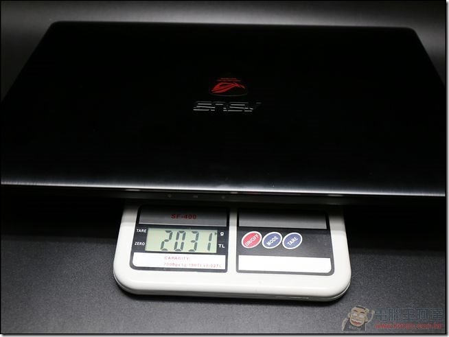 ASUS-ROG-G501J-31 ASUS-ROG-G501J-31