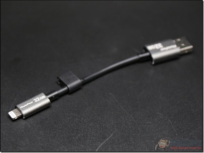 PhotoFast-Memory-Cable-01 PhotoFast-Memory-Cable-01