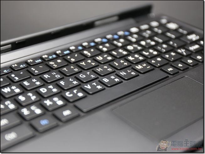 Z4-Tablet-Unboxing-21 Z4-Tablet-Unboxing-21