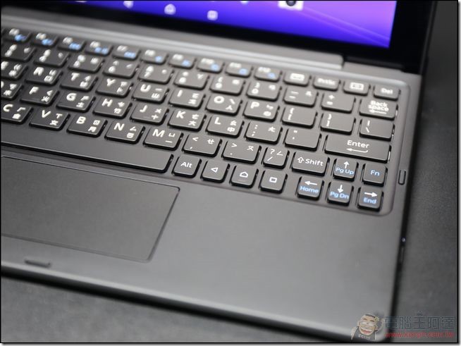 Z4-Tablet-Unboxing-22 Z4-Tablet-Unboxing-22
