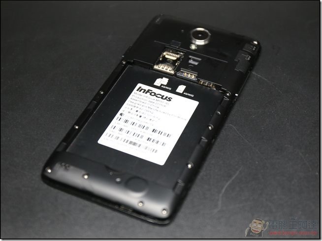 InFocus-M550-開箱-19 InFocus-M550-開箱-19