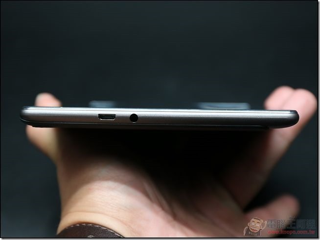 ASUS-ZenPad-Z380KL-09 ASUS-ZenPad-Z380KL-09