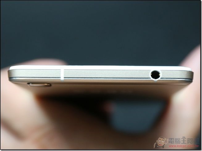 OPPO-R7-開箱-13 OPPO-R7-開箱-13