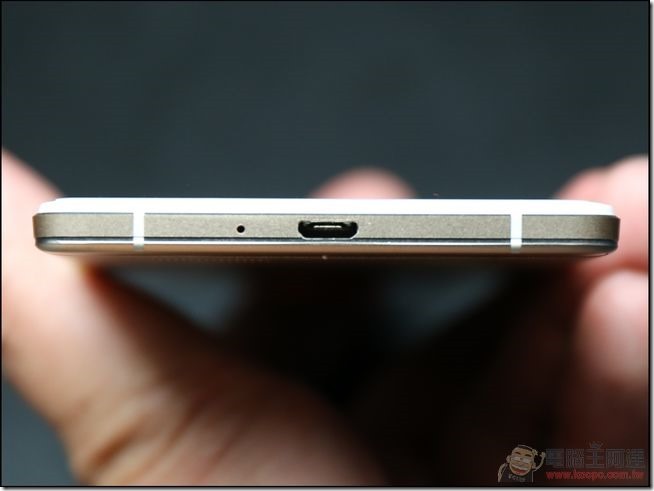 OPPO-R7-開箱-14 OPPO-R7-開箱-14