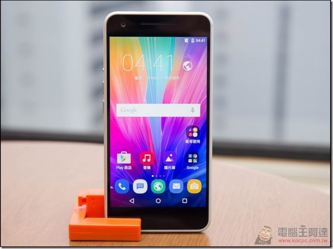 InFocus-M812-05 InFocus-M812-05