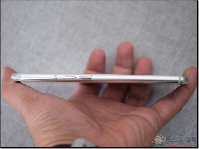 InFocus-M812-10 InFocus-M812-10