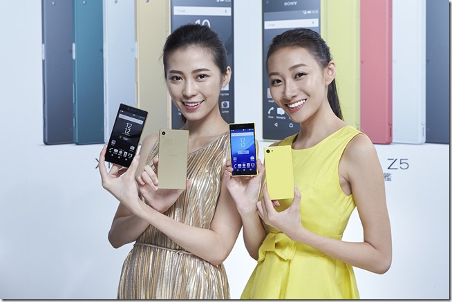 圖3_Xperia Z5、Z5 Compact搭載同級最強2,300萬畫素相機,來自Sony α相機技術, 五倍清晰變焦功能並擁有0.03秒混合式快速對焦,智慧手機中最快的自動對焦速度。 圖3_Xperia Z5、Z5 Compact搭載同級最強2,300萬畫素相機,來自Sony α相機技術, 五倍清晰變焦功能並擁有0.03秒混合式快速對焦,智慧手機中最快的自動對焦速度。