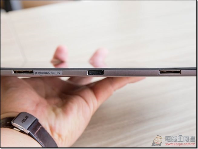 ASUS-T100HA-08 ASUS-T100HA-08