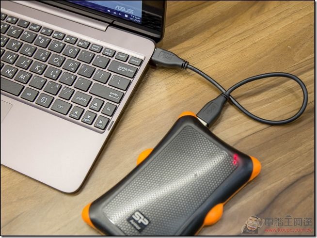 ASUS-T100HA-45 ASUS-T100HA-45