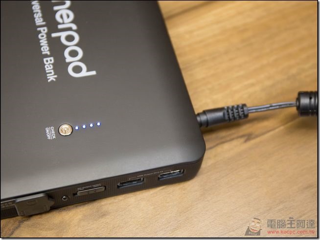 enerpod-AC 插座行動電源-19 enerpod-AC 插座行動電源-19