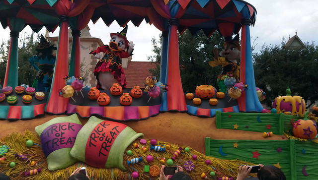 照相畫質進步幅度不同凡響!HTC One M9+ 光學防手震極速對焦東京迪士尼動手拍 - 電腦王阿達 HTC One M9+ 極光加強版日間錄影 4K