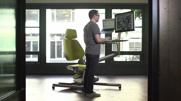 夢幻逸品! 可隨著姿勢變化的 Altwork Station 工作檯 不論躺著、站著、坐著工作都舒服 - 電腦王阿達 003145