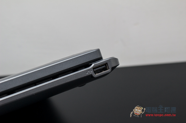 Acer 兩款價格超值的選擇! 2in1 多功能平價筆電 One 10 與七吋可通話平板 Iconia Tab 7 評測體驗 - 電腦王阿達 IMG_4203