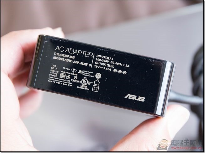 ASUS-UX303LB-11 ASUS-UX303LB-11