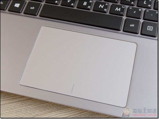 ASUS-UX303LB-25 ASUS-UX303LB-25