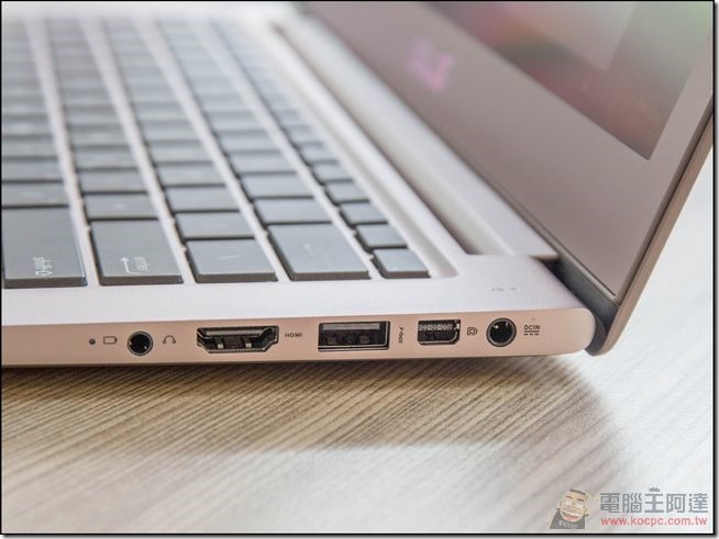 ASUS-UX303LB-35 ASUS-UX303LB-35