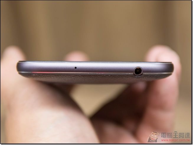 ZenFone-Zoom-11 ZenFone-Zoom-11