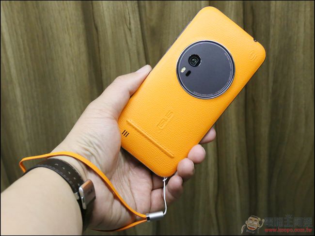 世界最薄的3倍光學變焦智慧手機ASUS ZenFone Zoom開箱評測 - 電腦王阿達 IMG_0736