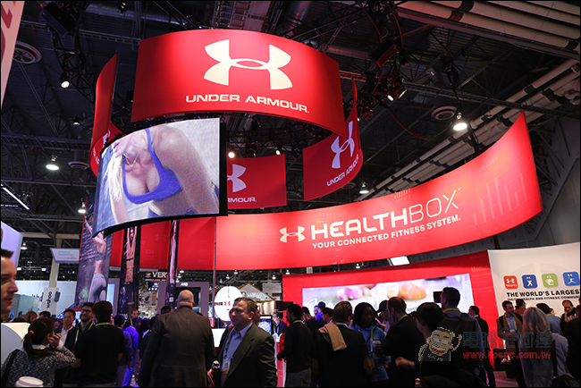 CES2016 Under Armour 展出UA HealthBox,首款智慧慢跑鞋及心律偵測運動耳機 - 電腦王阿達 IMG_0967