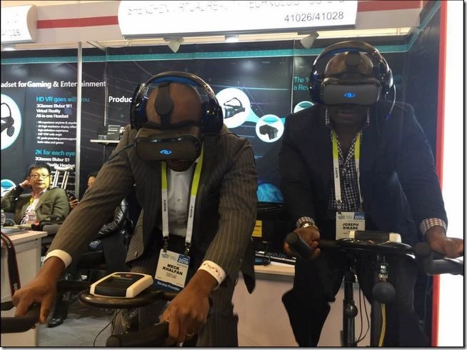 圖五:2016 CES 3Glasses現場開放各式體驗 圖五:2016 CES 3Glasses現場開放各式體驗