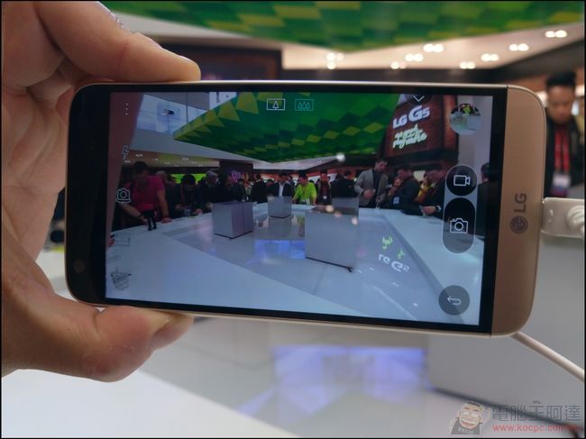 【MWC2016】LG G5實際動手玩 模組化設計還有不少改善空間 - 電腦王阿達 IMAG1809